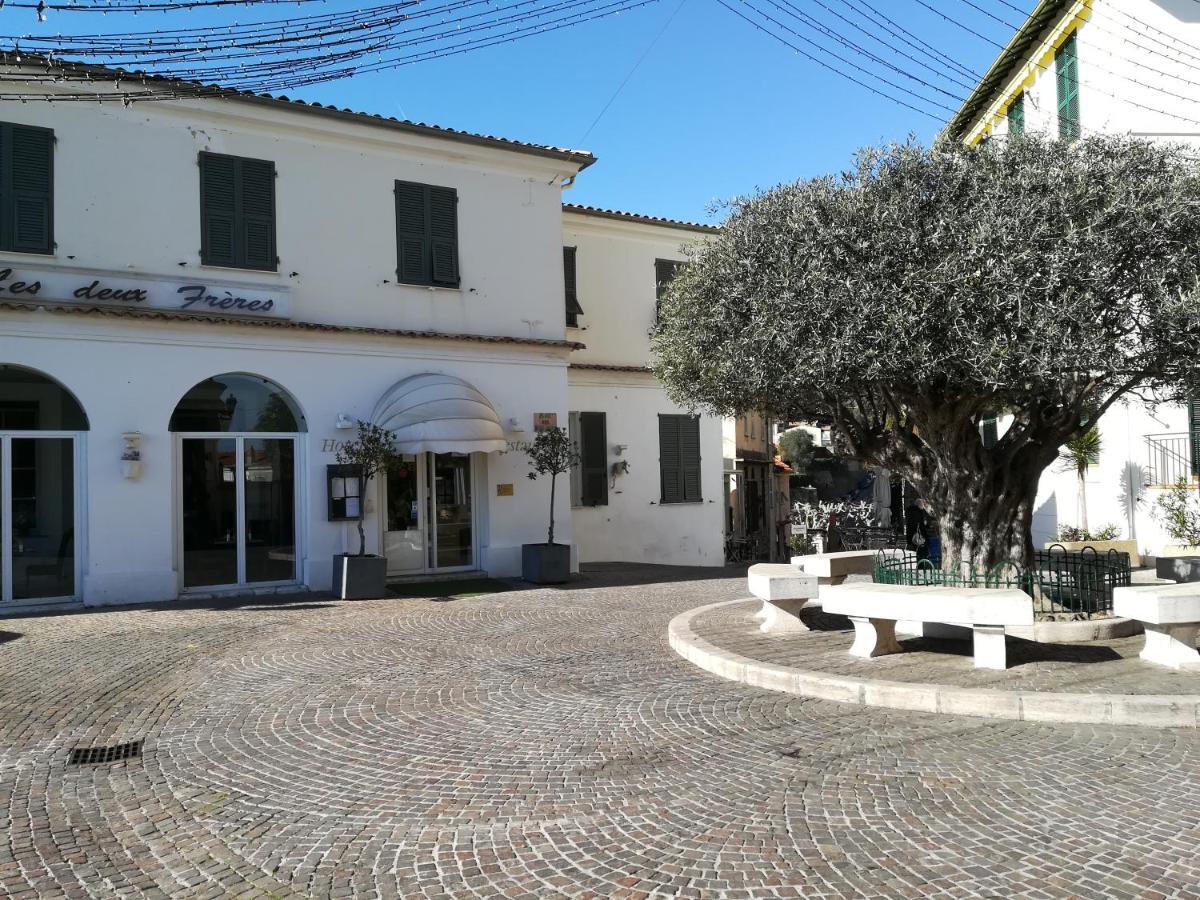 Monaco'S Cottage & Spa Roquebrune-Cap-Martin Buitenkant foto